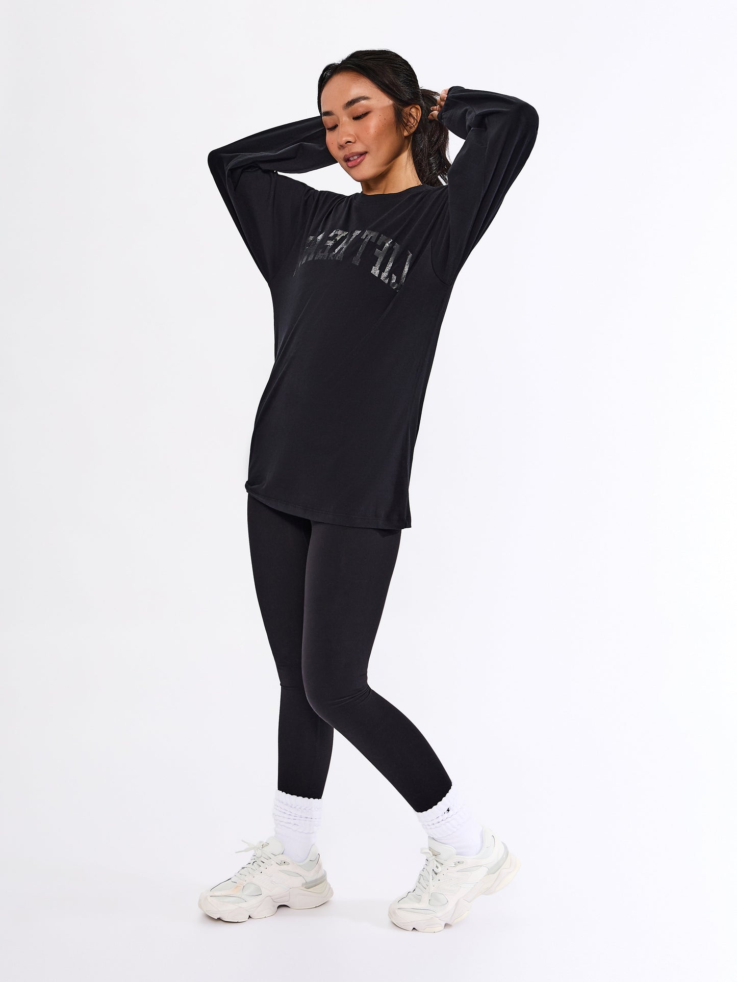 Selfie Long Sleeve Graphic Tee - Black